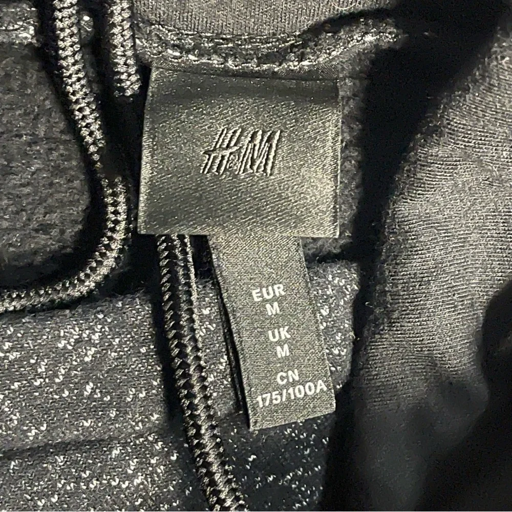 H&M Black High Neck Pullover Sweatshrit Mens Size M - Picture 6 of 6